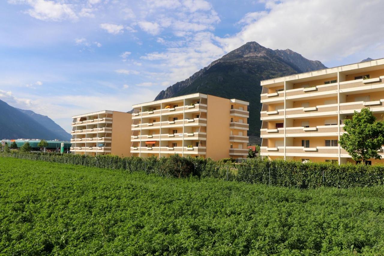Nice Apartment Ideally Located In Martigny Extérieur photo